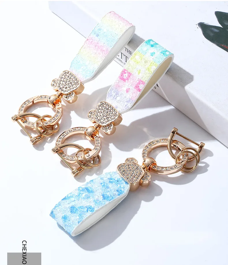 Light Luxury Diamond Bear Car Advanced Keychain Pendant Creative French Ins Style Women's Bag Key Chain Ornament display picture 5