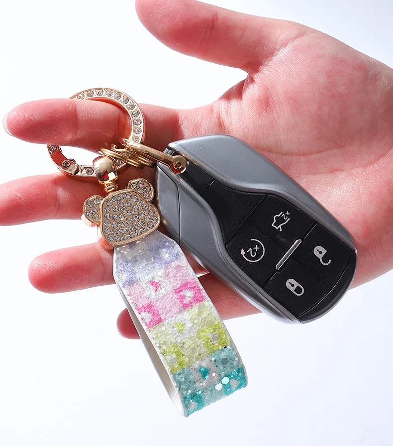 Light Luxury Diamond Bear Car Advanced Keychain Pendant Creative French Ins Style Women's Bag Key Chain Ornament display picture 7