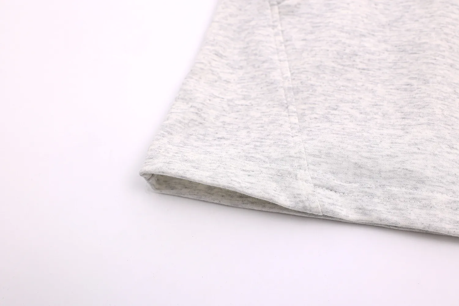 Jiayiku Men's  Summer New Niche Personality Stitching Simple Solid Color T-Shirt Short-sleeved Trendy Men's Base Shirt display picture 19