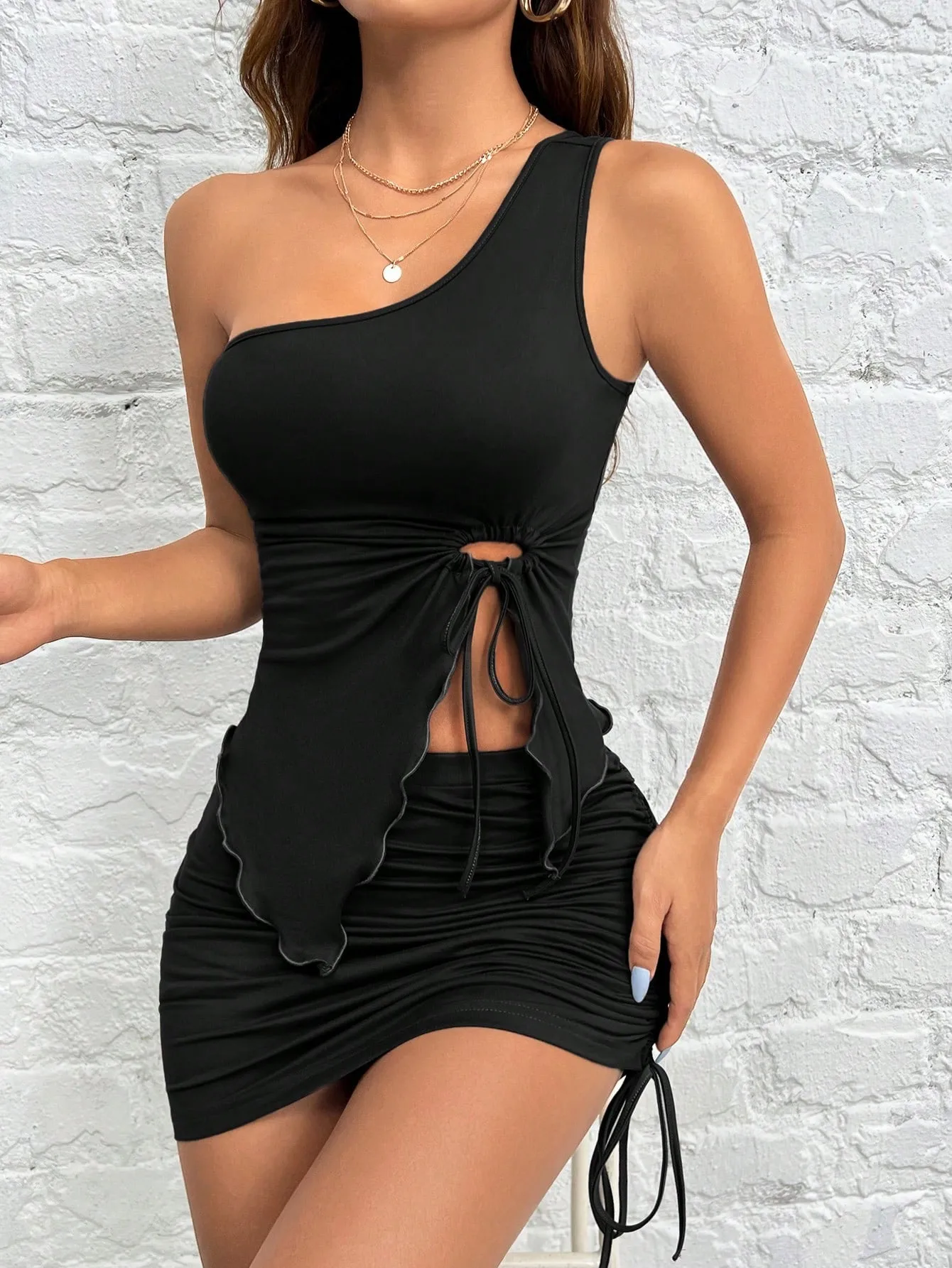 International Station    Women's Sexy Unilateral Sling Dress Spring And Summer New High Waist Skirt display picture 3