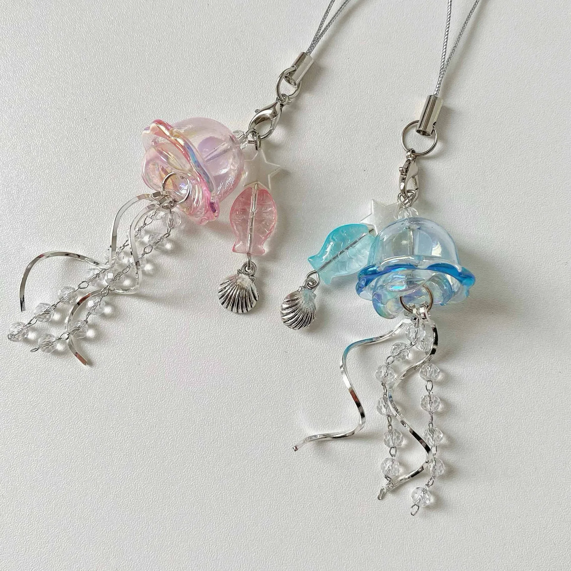 Original Dream Jellyfish Mobile Phone Chain Crystal Clear Marine Life Keychain Curve Metal Pendant Ins display picture 2
