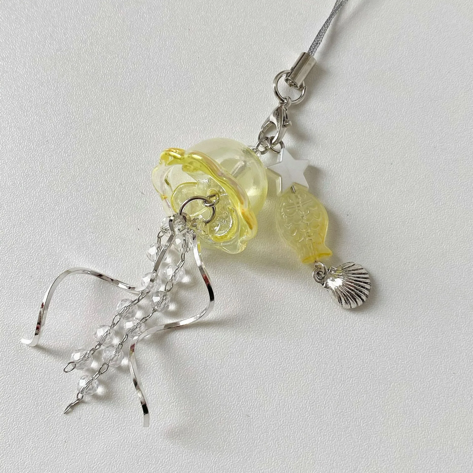 Original Dream Jellyfish Mobile Phone Chain Crystal Clear Marine Life Keychain Curve Metal Pendant Ins display picture 11