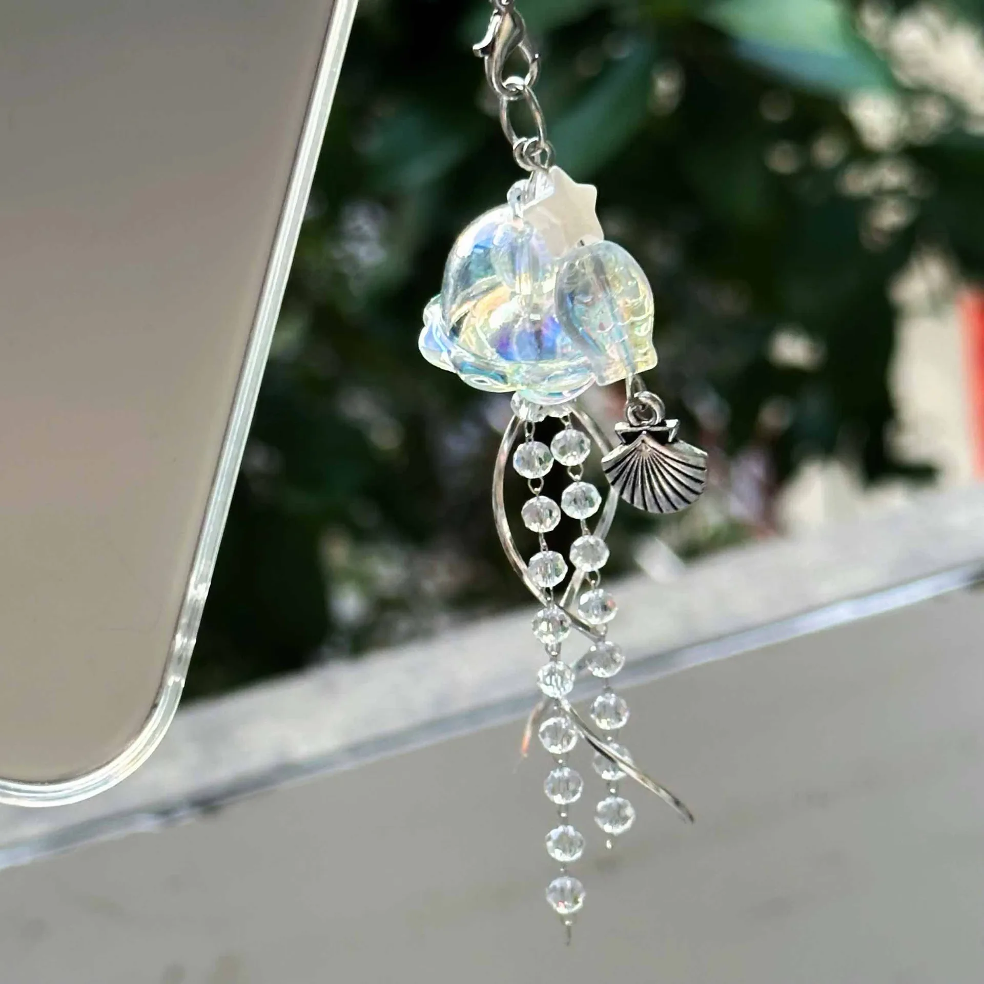 Original Dream Jellyfish Mobile Phone Chain Crystal Clear Marine Life Keychain Curve Metal Pendant Ins display picture 15