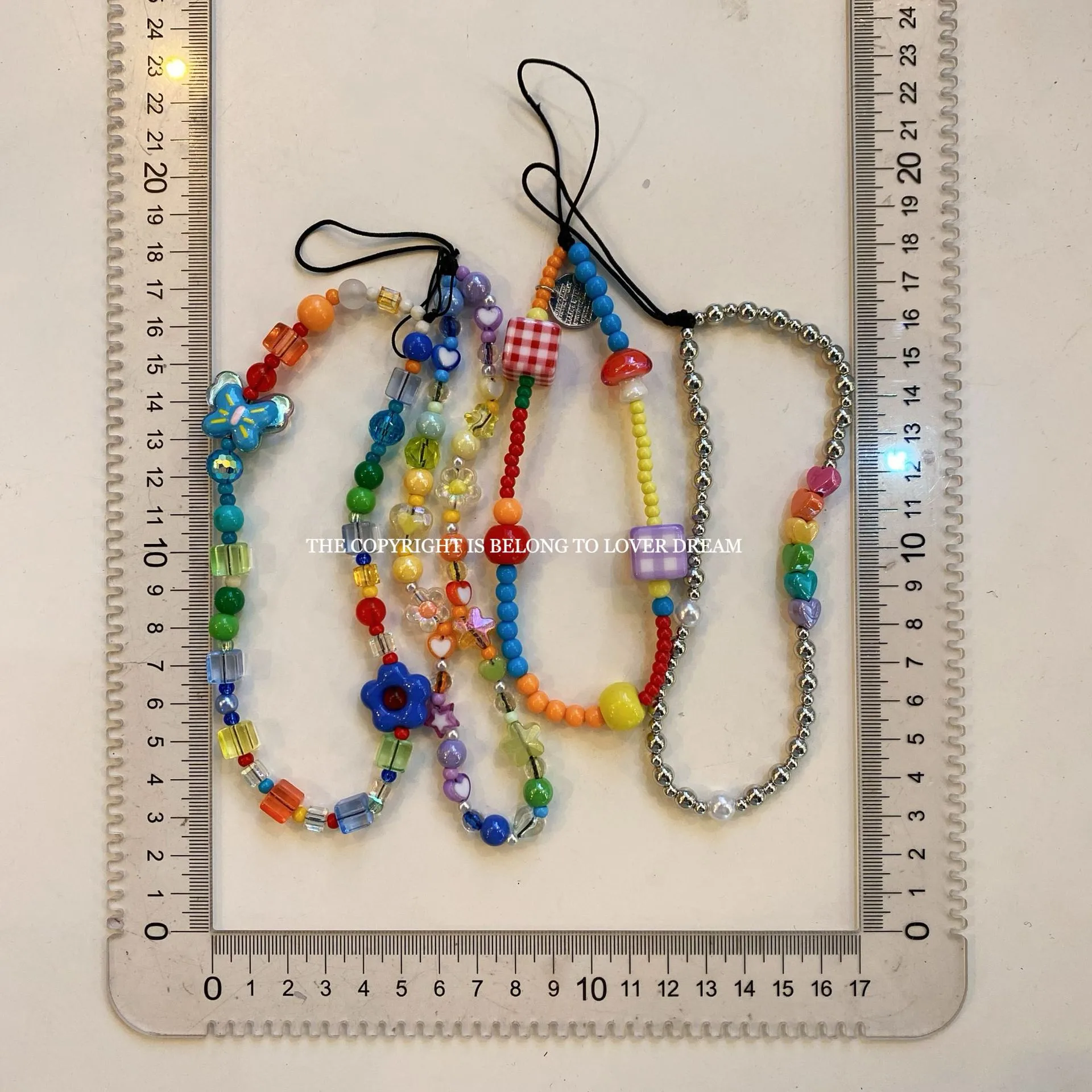 Ins New Color Butterfly Mushroom Beaded Keychain Sweet Cute Girl Style Hanging Niche Pendant display picture 2