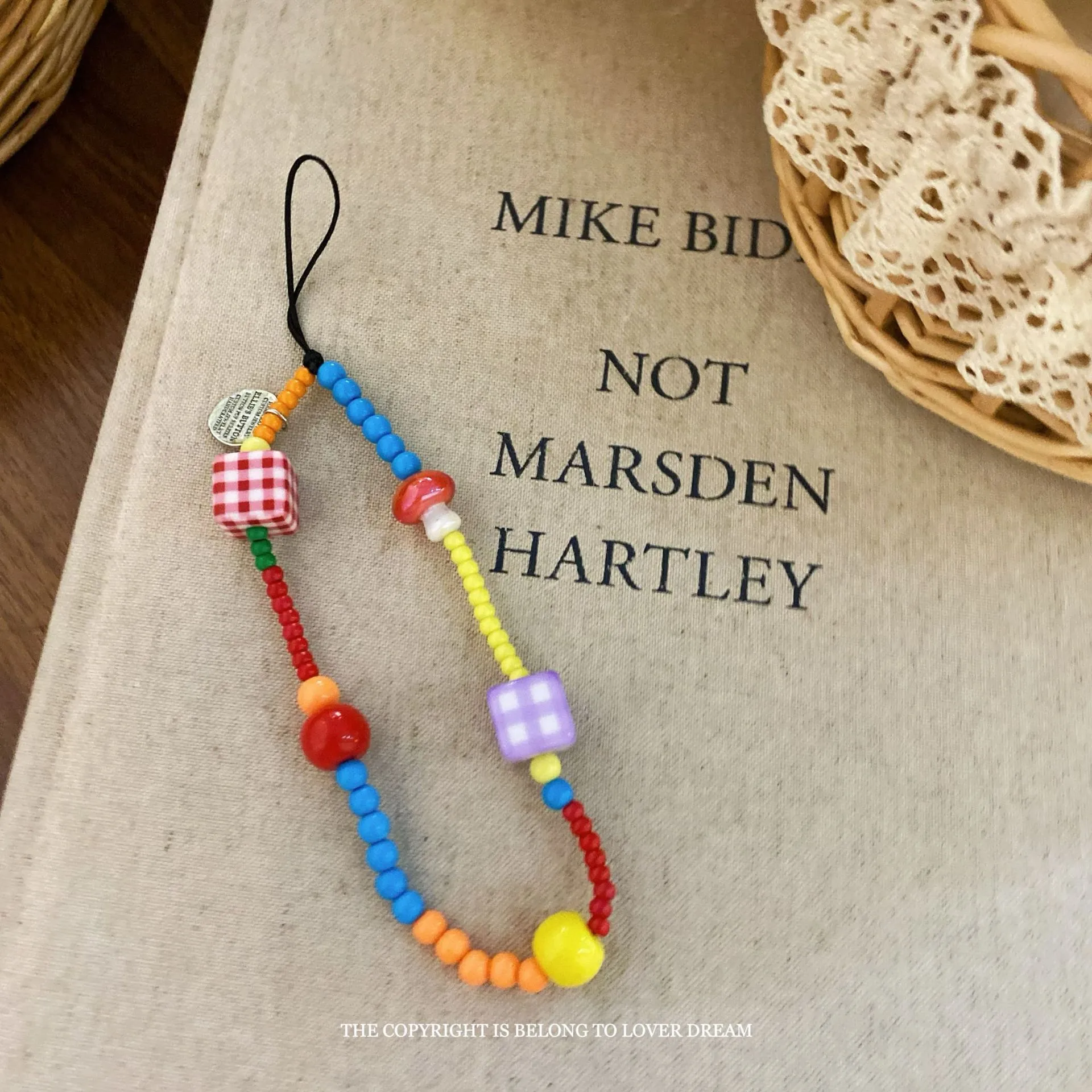 Ins New Color Butterfly Mushroom Beaded Keychain Sweet Cute Girl Style Hanging Niche Pendant display picture 7