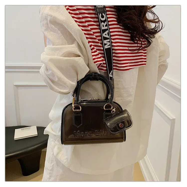 Bohao PVC  Jelly Bag Fashionable All-match Soft Handle Handbag Dirt-resistant And Easy-to-wash Summer Women's Crossbody Bag Customized display picture 13