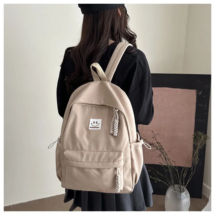 Solid Color Simple College Student Casual Backpack Good-looking Schoolbag Large Capacity Ins Preppy Style Junior High School Backpack display picture 3