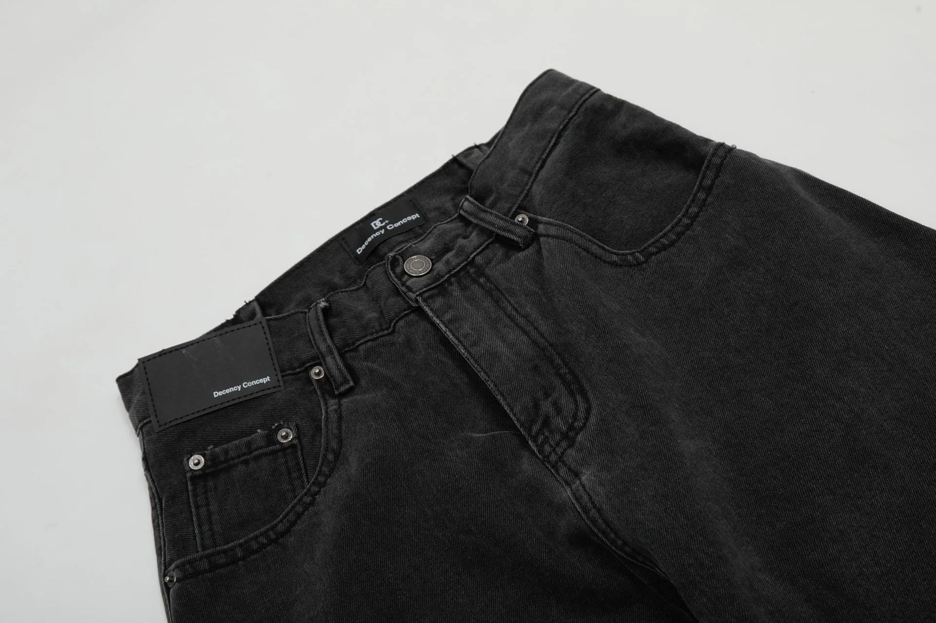 Jiayiku Tide Brand  Spring American Retro Washed Machete Jeans Straight Cleanfit Pants display picture 6