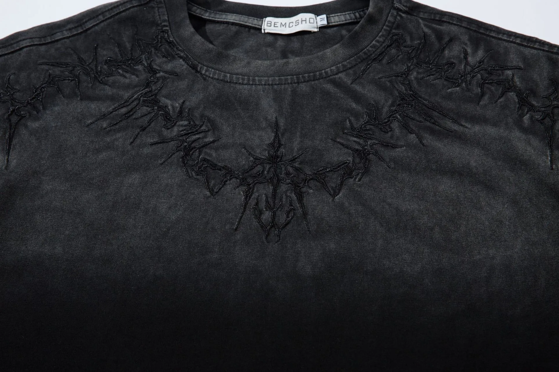 Jiayiku Men's  Summer New American Retro Thorns Embroidered Trendy Brand Tee Heavy Washed Short-sleeved T-shirt display picture 10