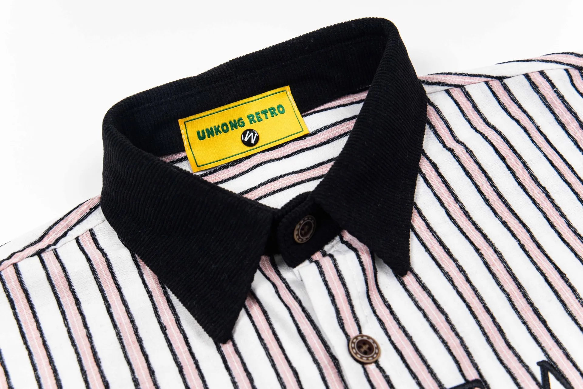 Jiayiku Men's  New American Middle Ages Lazy Fashion Brand Puppy Embroidered Striped Short-sleeved Shirt For Men And Women display picture 6