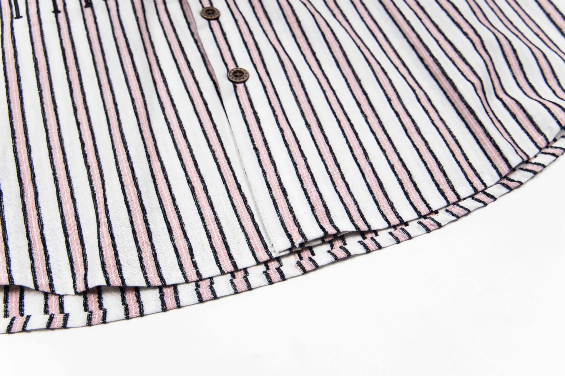 Jiayiku Men's  New American Middle Ages Lazy Fashion Brand Puppy Embroidered Striped Short-sleeved Shirt For Men And Women display picture 13
