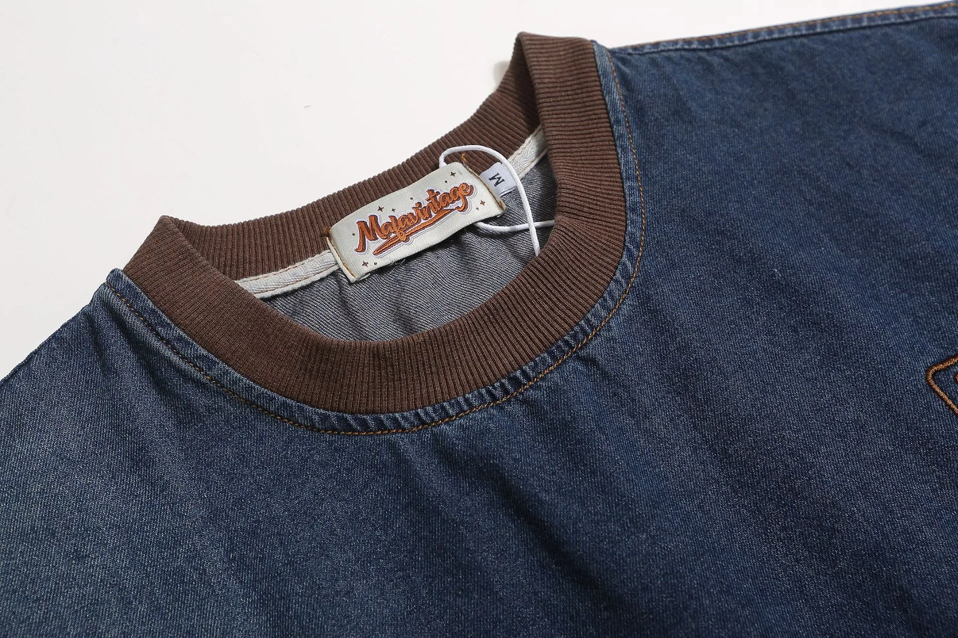 Jiayiku Men's Summer New American Retro Trendy Brand Embroidered Tee Washed Denim Short-sleeved T-shirt Loose Men's And Women's display picture 6
