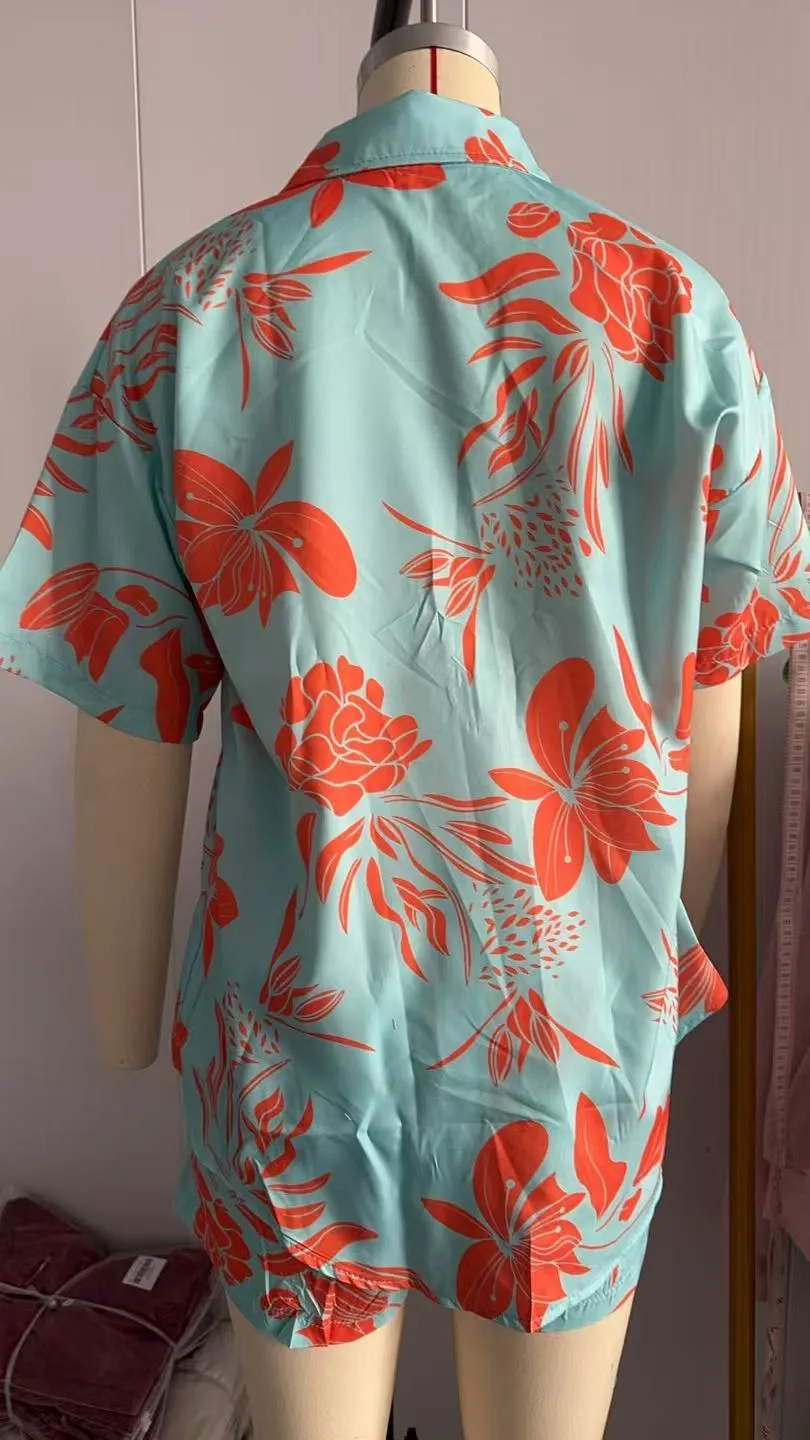New Women's  Lapel Short-sleeved Printed Shirt Two-piece Set Wide-leg Elastic Waist Pants Shorts display picture 3