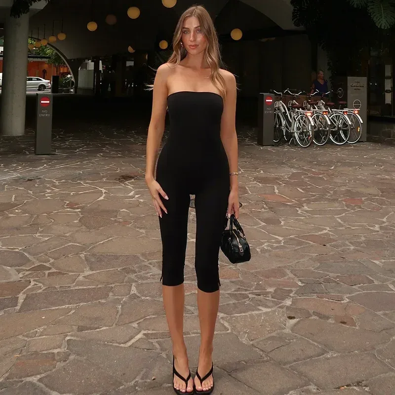Q25JP120  Style Women's Summer New Solid Color Sleeveless Shoulder Plastic Slim Cropped Short Pants display picture 4