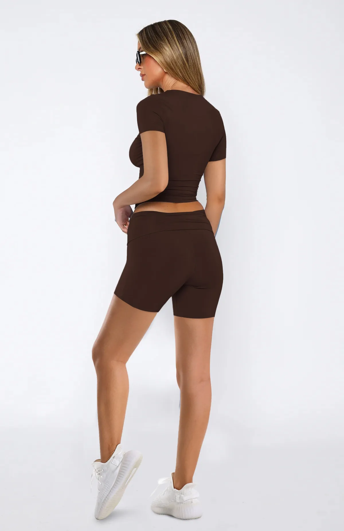 Xiaoyuan  Women's Clothing   Fashion Short-sleeved Crewneck Pullover Comfortable Slim-fit Slimming Shorts Suit display picture 17