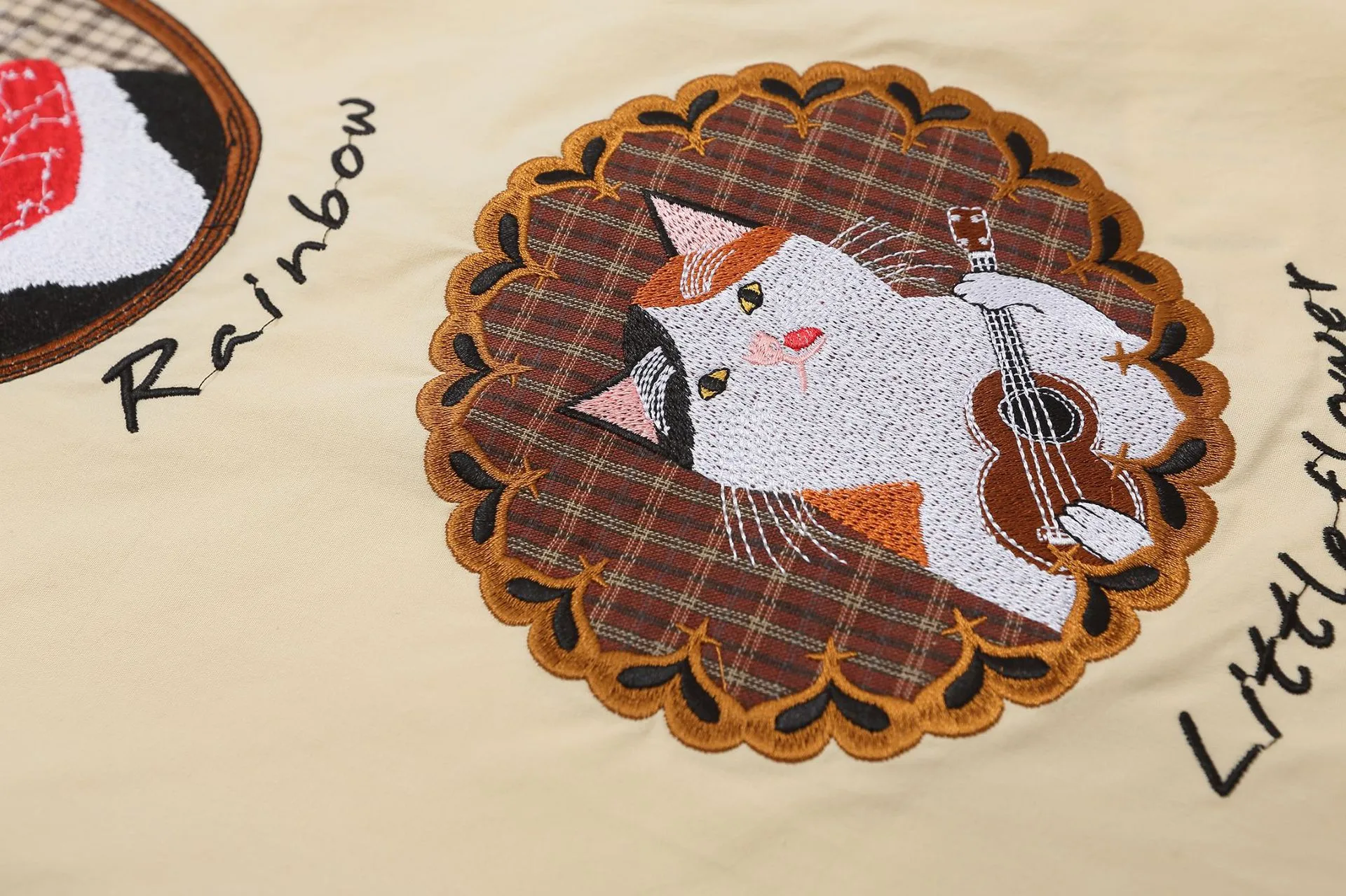 Jiayiku Men's  Summer American Style Antique Fashion Brand Heavy Industry Embroidered Cat Lazy Short-sleeved Shirt For Men And Women display picture 5
