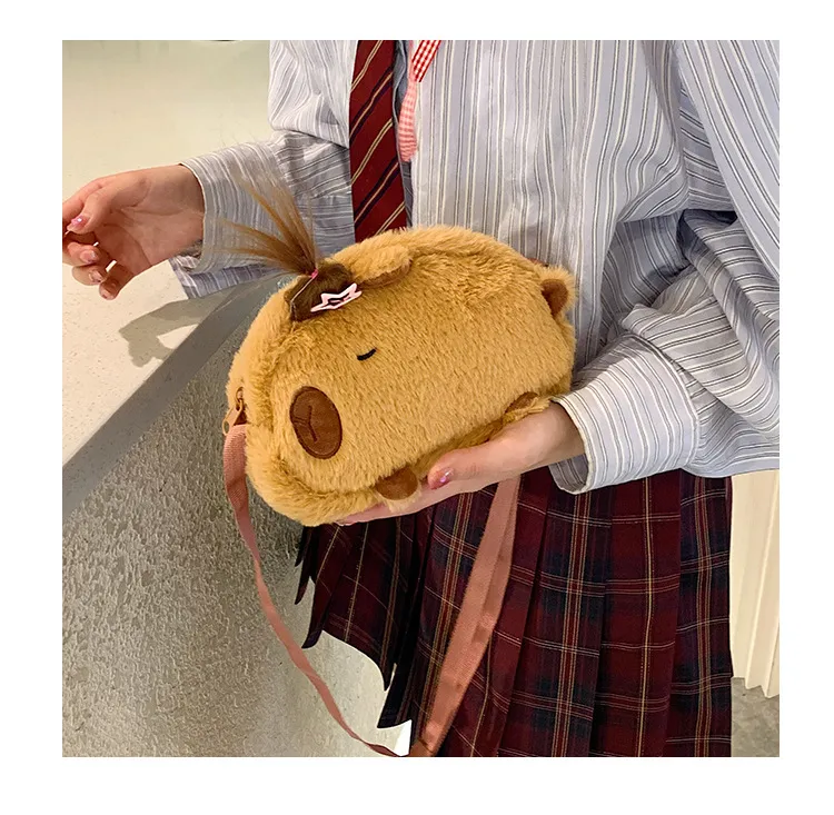 New Plush Shoulder Bag Little Capybara Cute Bag Large Capacity Fashion Versatile  Wholesale display picture 5