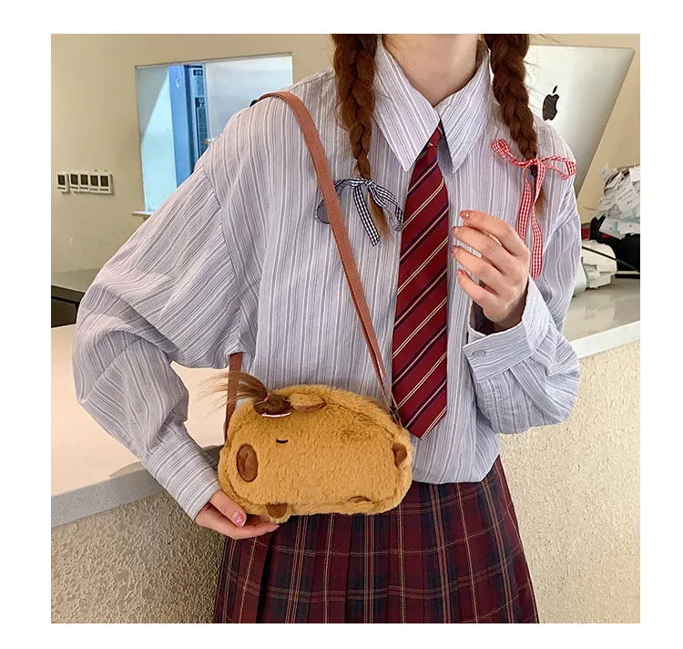 New Plush Shoulder Bag Little Capybara Cute Bag Large Capacity Fashion Versatile  Wholesale display picture 6