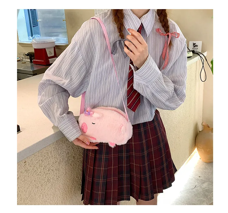 New Plush Shoulder Bag Little Capybara Cute Bag Large Capacity Fashion Versatile  Wholesale display picture 13