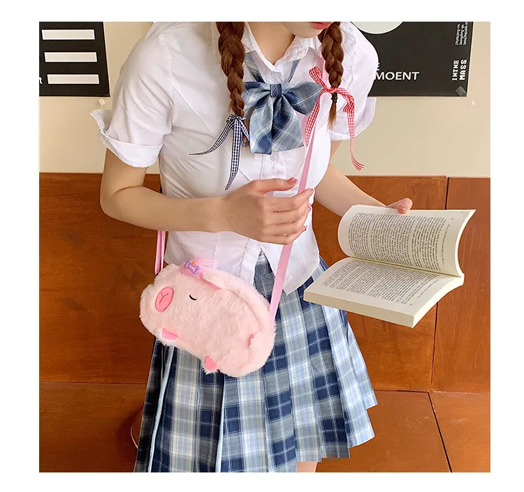 New Plush Shoulder Bag Little Capybara Cute Bag Large Capacity Fashion Versatile  Wholesale display picture 25