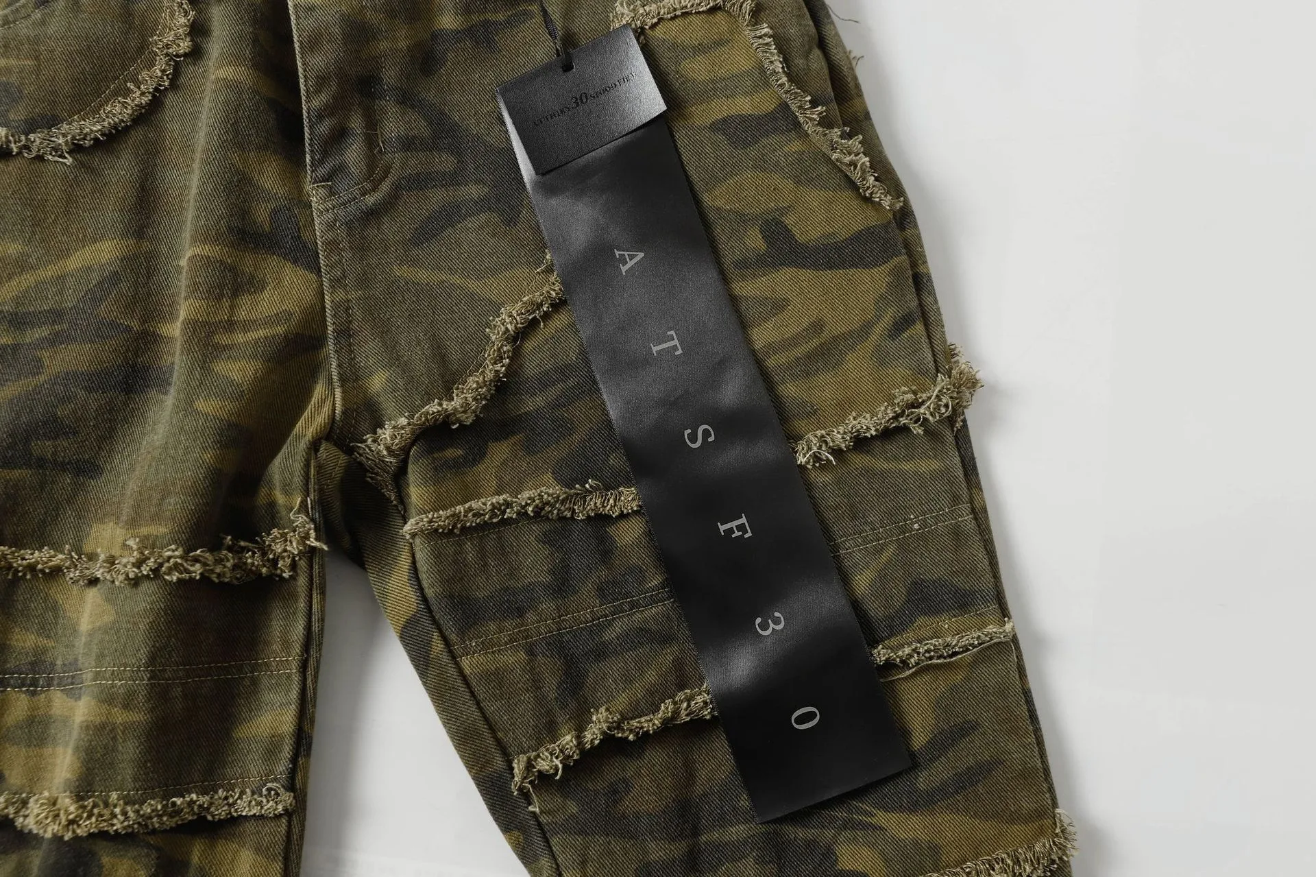 Jiayiku Chao Brand   High Street Vibe Camouflage Rough Wash Jeans display picture 18
