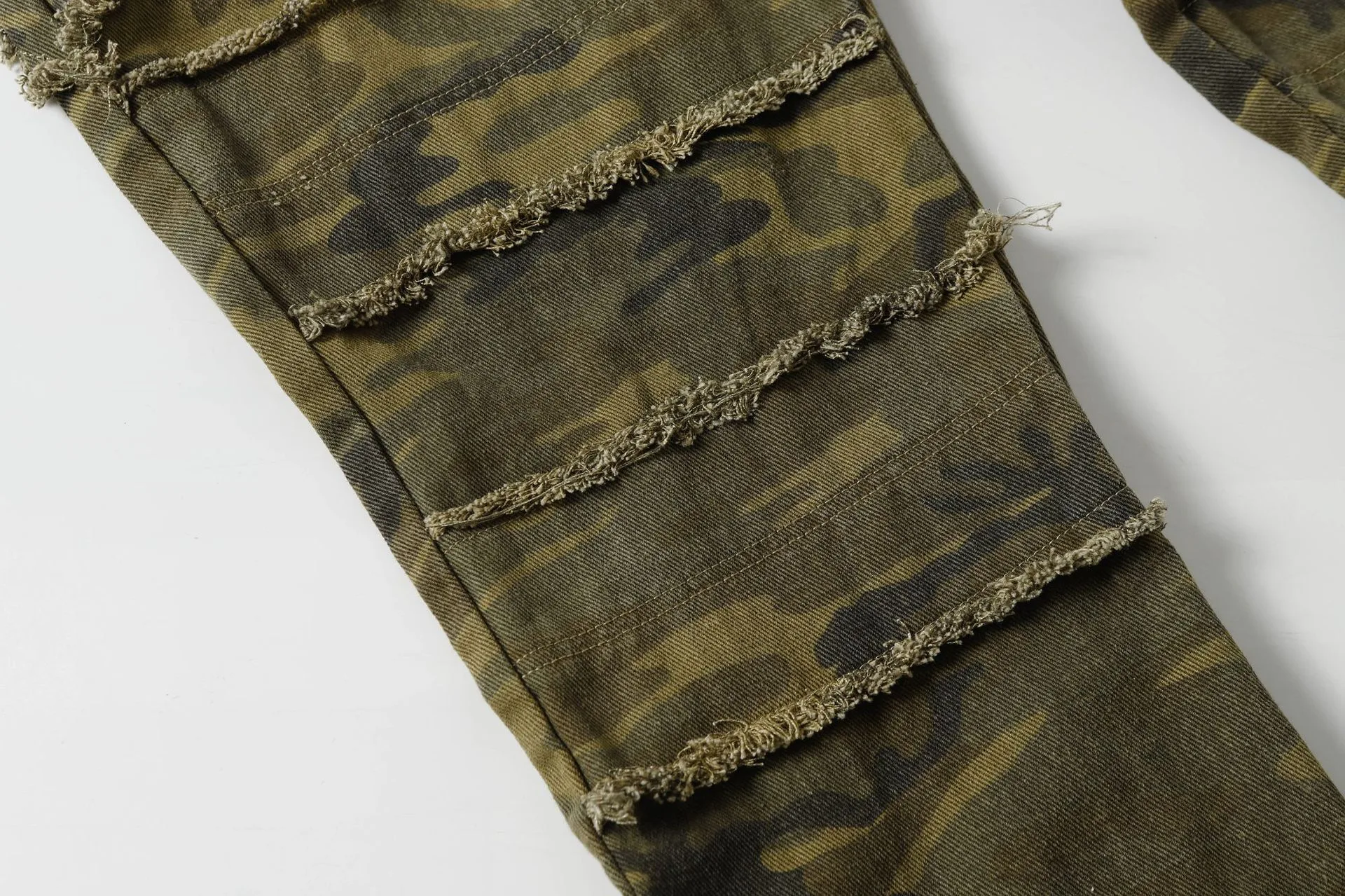 Jiayiku Chao Brand   High Street Vibe Camouflage Rough Wash Jeans display picture 20