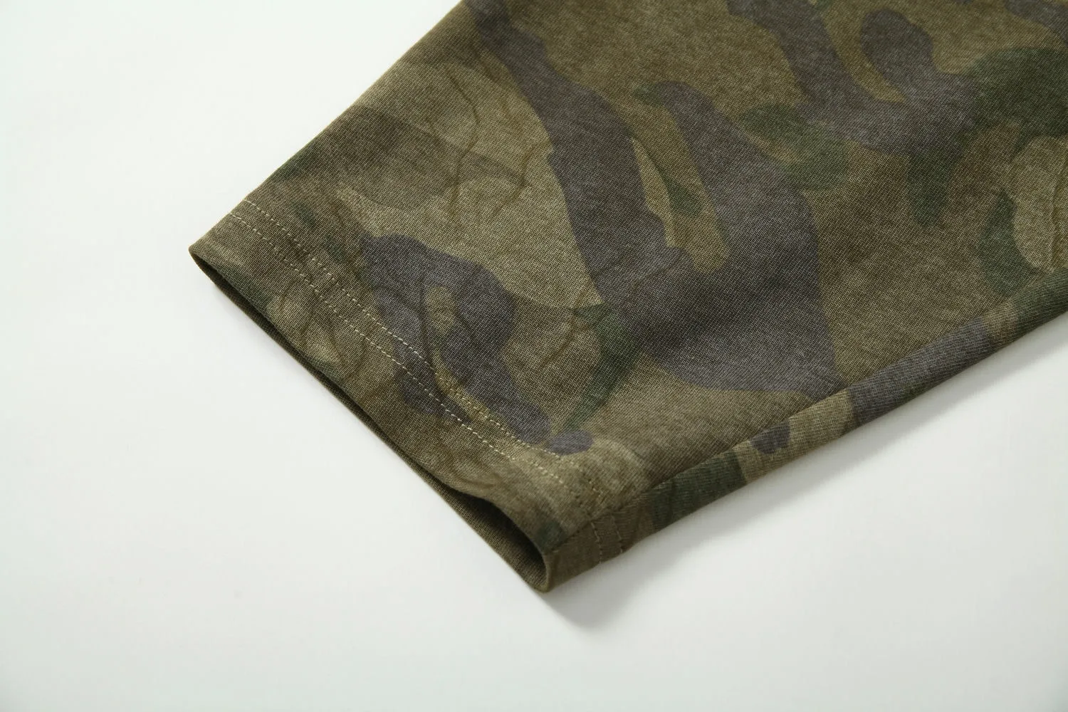 Jiayiku Fashion Brand  New American Street Fashion Brand Camouflage Tee Fake Two-piece Lace Stitching T-shirt Pullover display picture 34