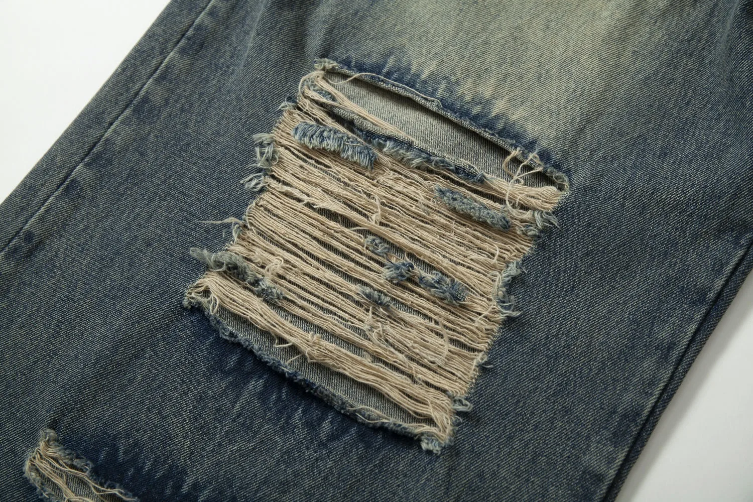 Jiayi Library Men's  Spring New American-style High Street Personalized Vibe Camouflage Color-matching Ripped Washed Jeans display picture 29