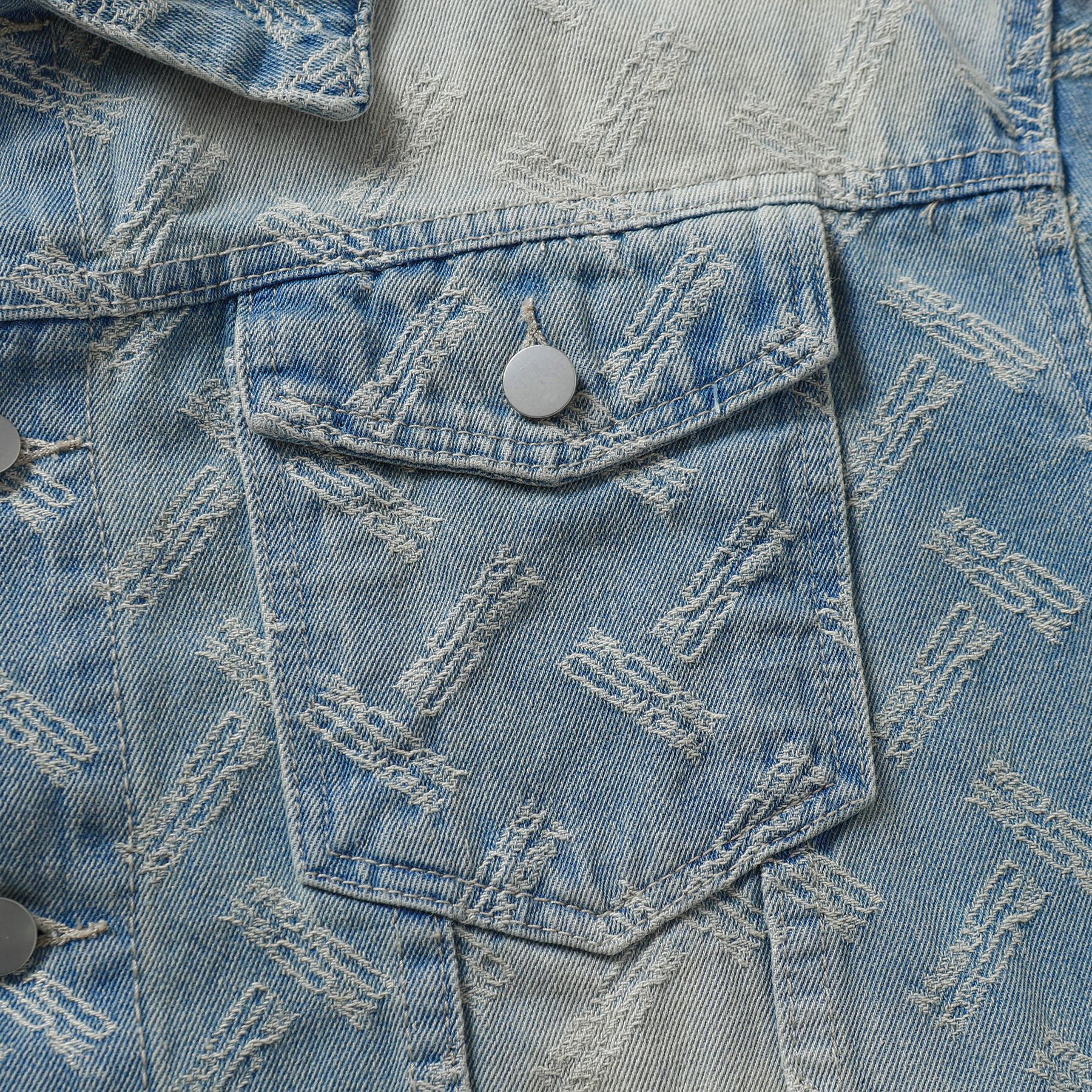 Jiayiku Tide Brand  Spring New American Retro Cut Design Heavy Wash Water Denim Jacket Men display picture 6