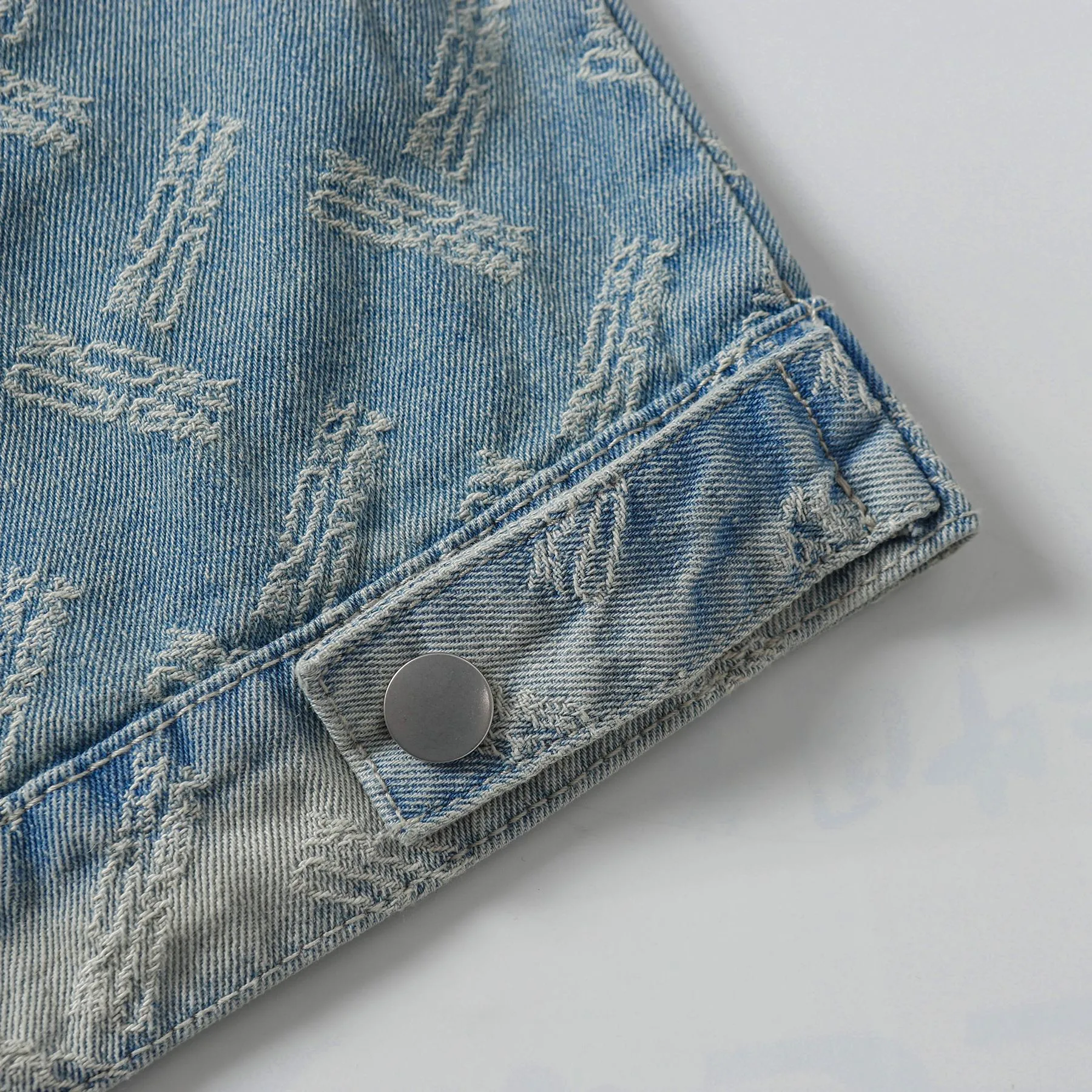 Jiayiku Tide Brand  Spring New American Retro Cut Design Heavy Wash Water Denim Jacket Men display picture 10