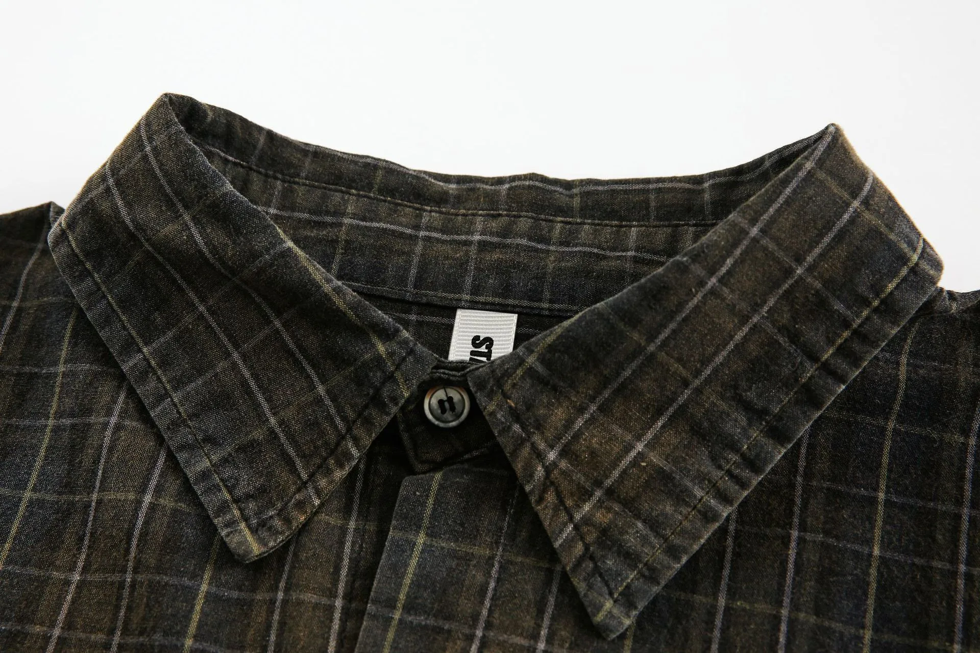 Jiayi Library Men's  Spring New American Retro Cleanfit Inkjet Plaid Shirt Lazy Style Shirt display picture 14