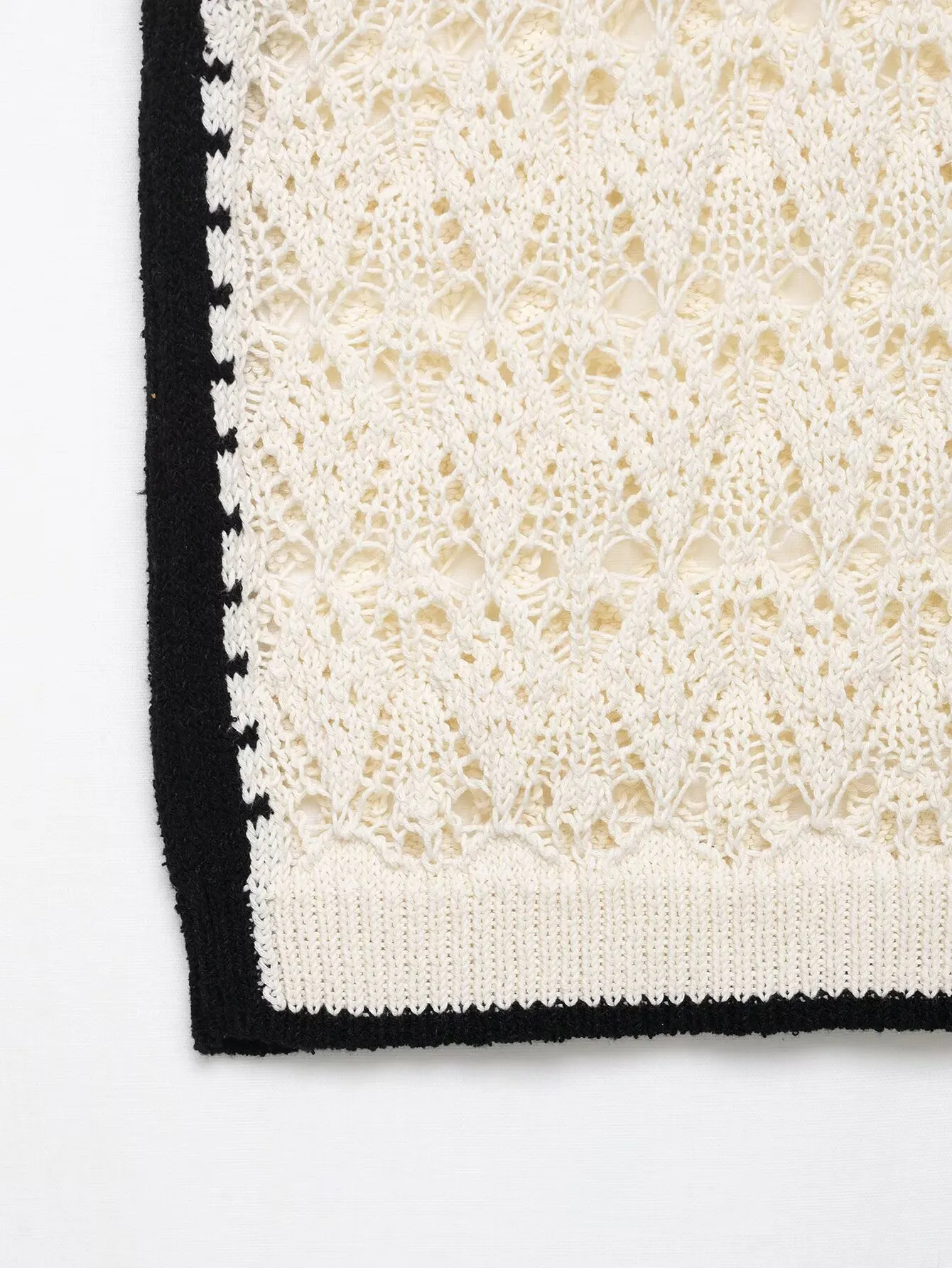 Elegant Knitted Mesh Vest  Style Solid Color Pattern Short Length Slim Fit Women's Fashion Top Trendy Item display picture 4