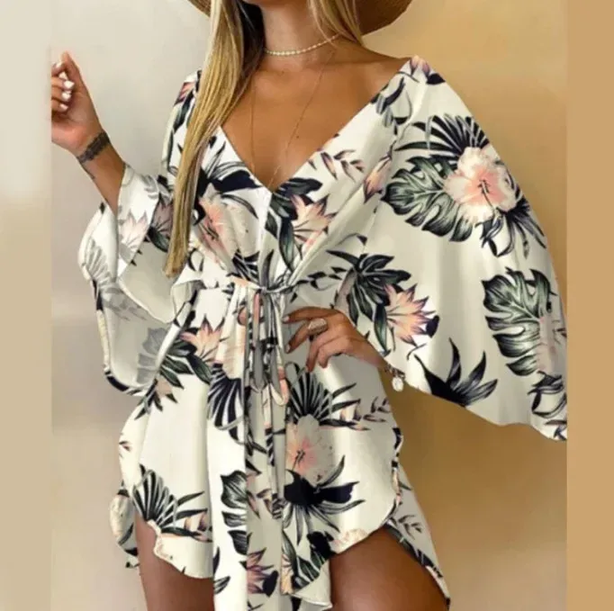 Wish Autumn  Foreign Trade New Sexy V-Neck Irregular Bat Sleeve Lace Dress display picture 3