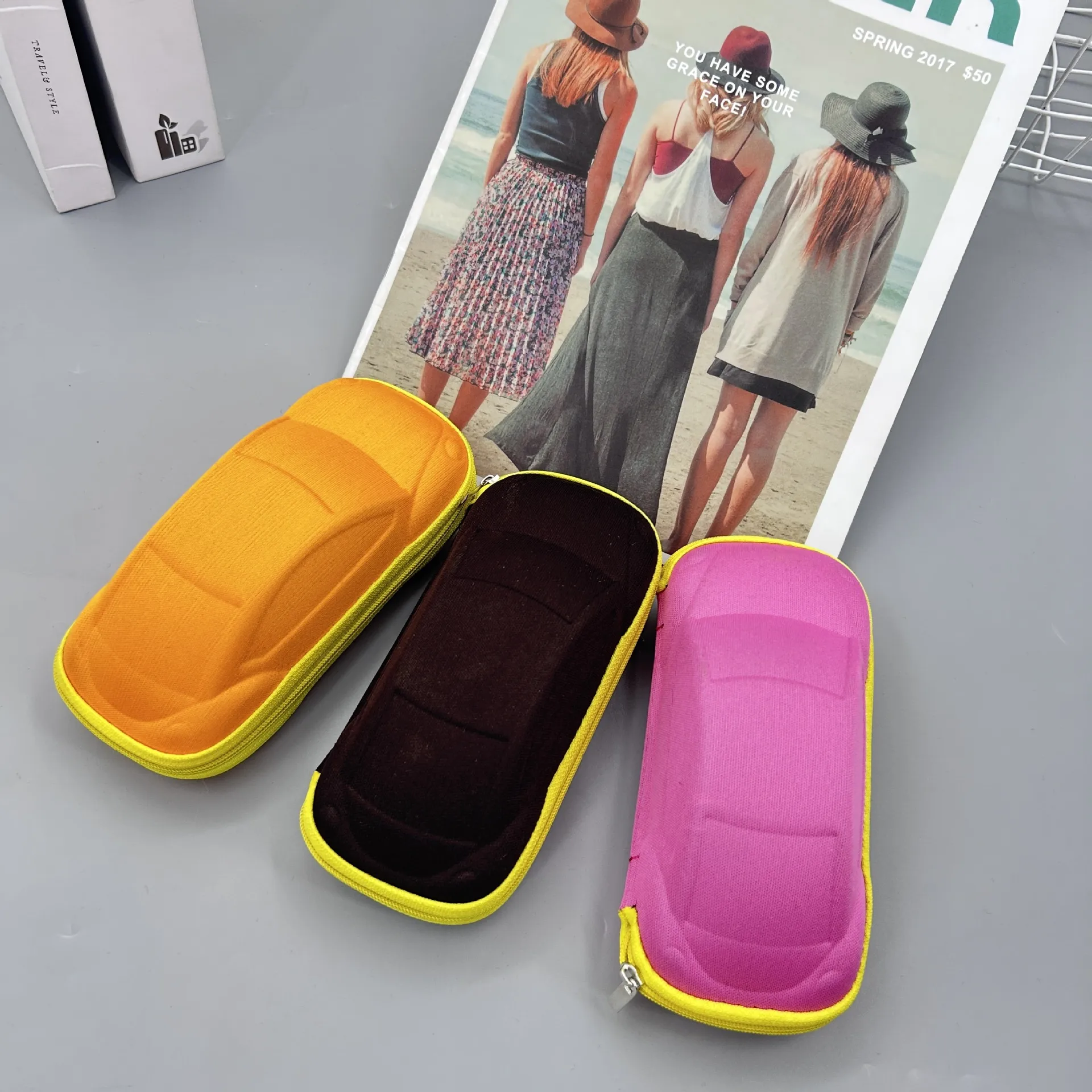 Cute Cartoon Car Children Sunglasses Sunglasses Glasses Box Portable Stationery Storage Box Color Zipper Box display picture 3