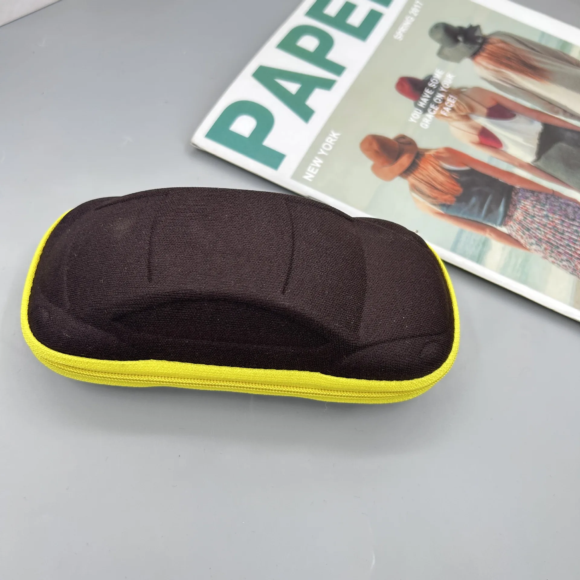 Cute Cartoon Car Children Sunglasses Sunglasses Glasses Box Portable Stationery Storage Box Color Zipper Box display picture 5