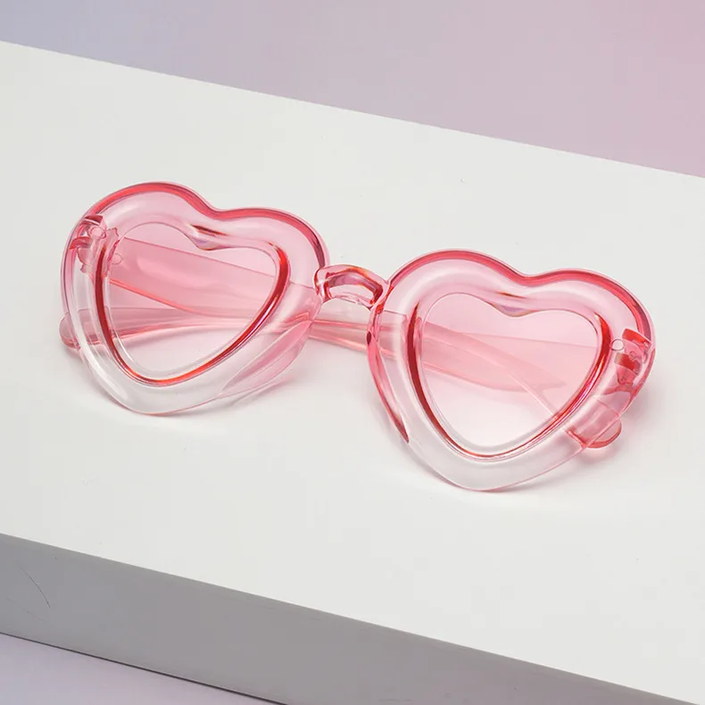 Children's Love Sunglasses Candy Color Peach Heart Children's Sunglasses Peng Balls Baby Glasses SUNGLASSES display picture 6