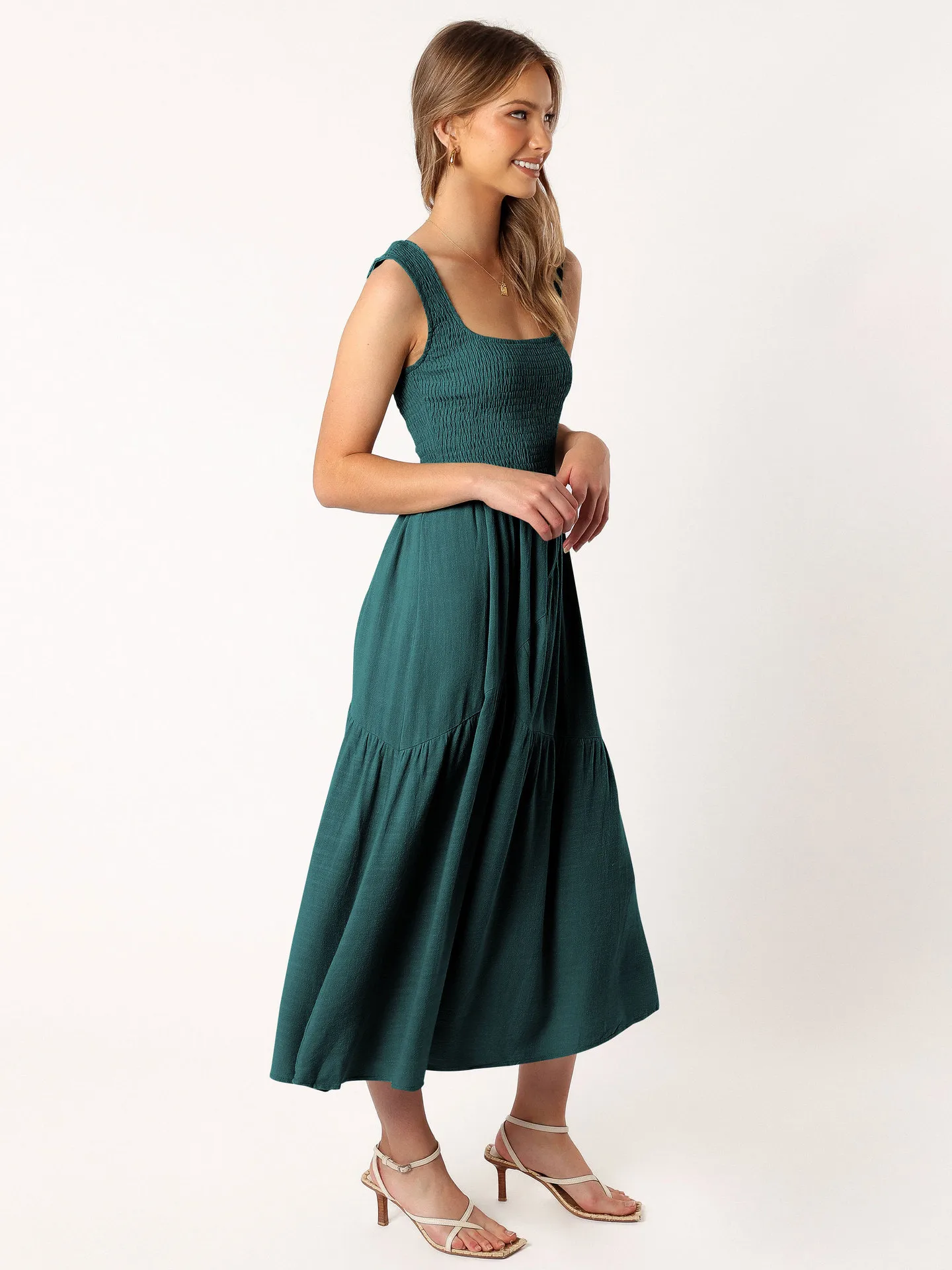 Elegant Women's Clothing  New Sexy Backless U-neck Sleeveless French Dress Holiday Dress High Sense display picture 3