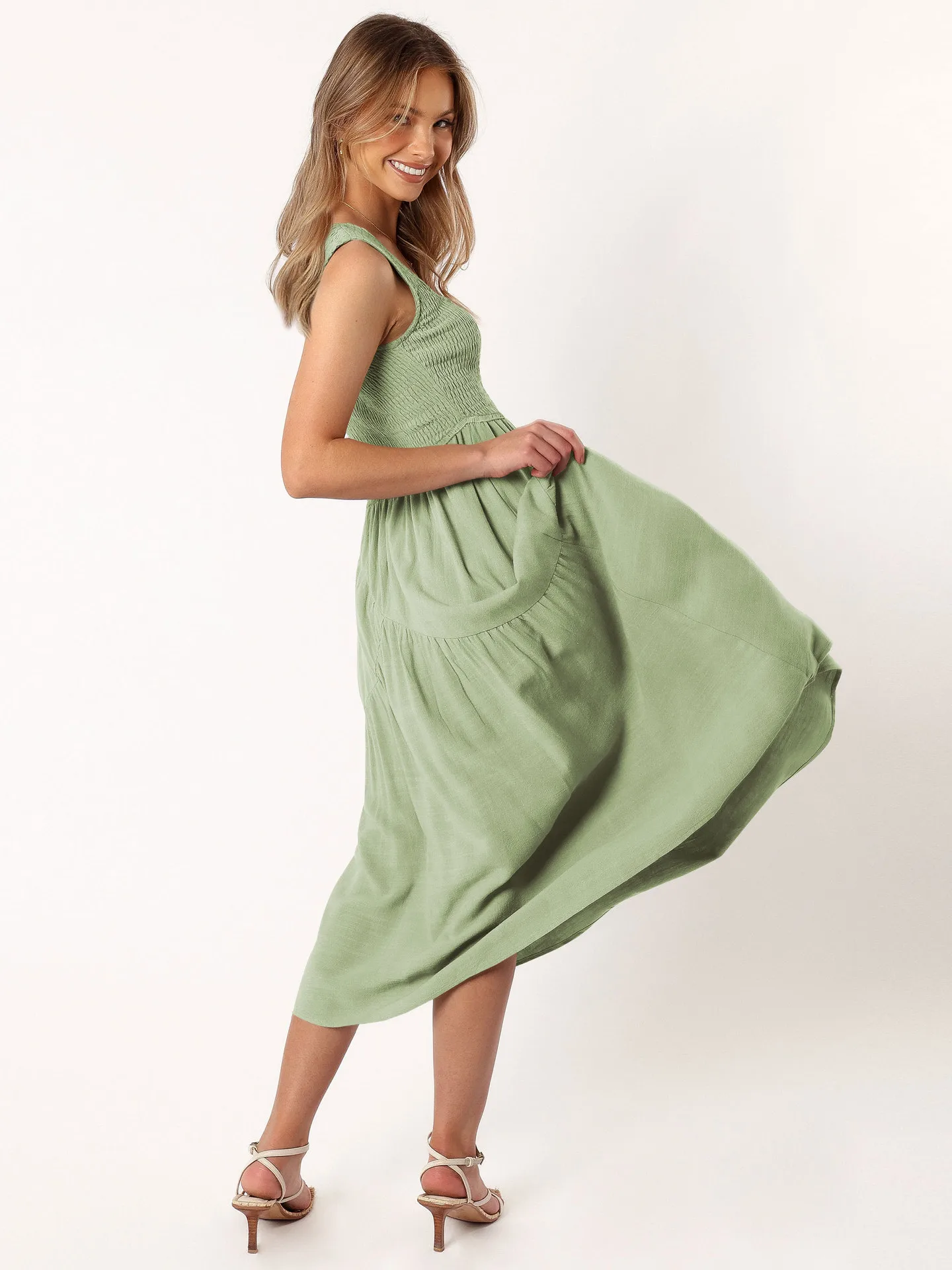 Elegant Women's Clothing  New Sexy Backless U-neck Sleeveless French Dress Holiday Dress High Sense display picture 12