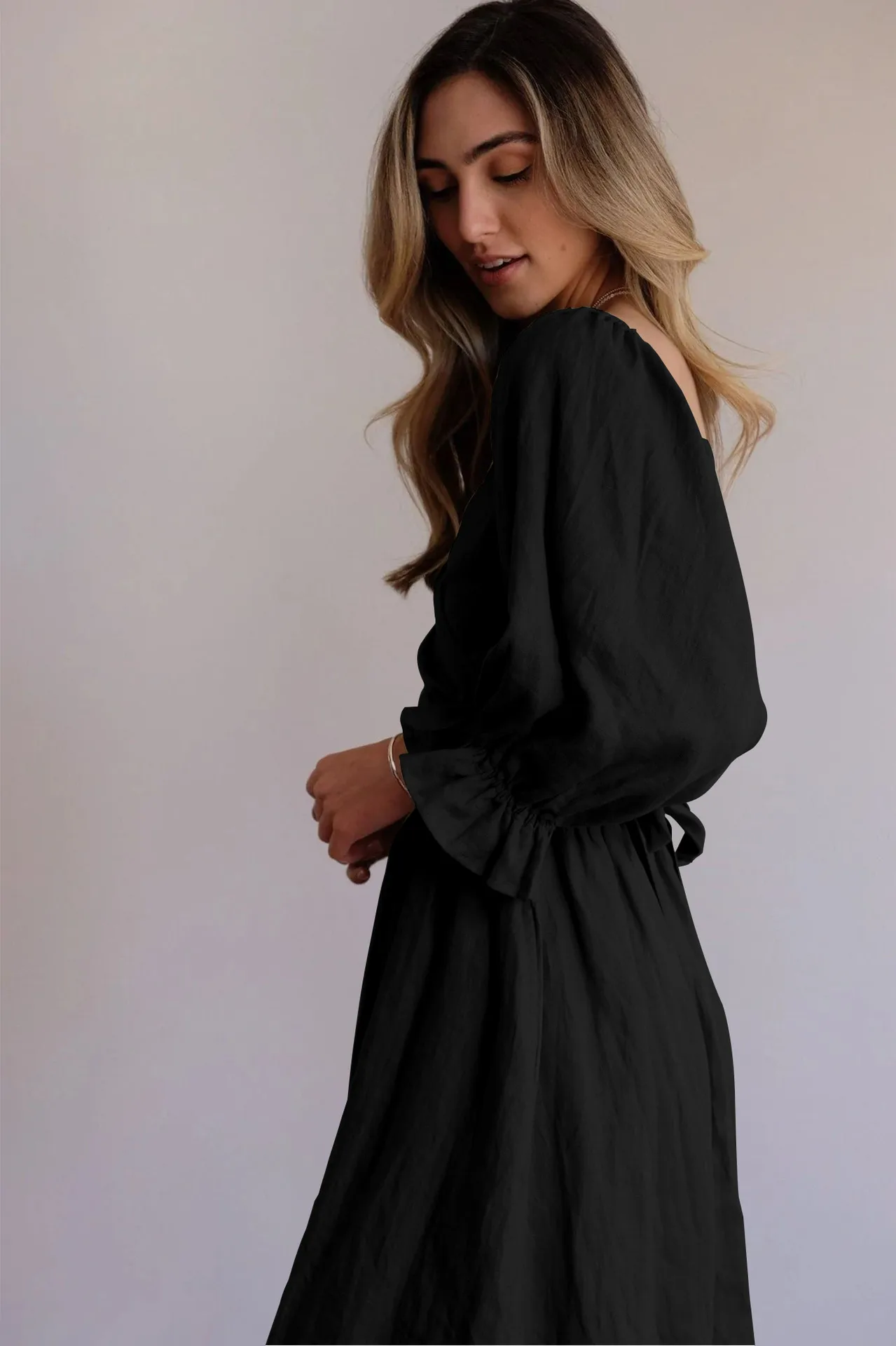 Fashion Solid Color French Dress Elegant Square Collar Trumpet Sleeve A- Line Skirt Strap Front And Back Wear Mid-length Skirt display picture 5