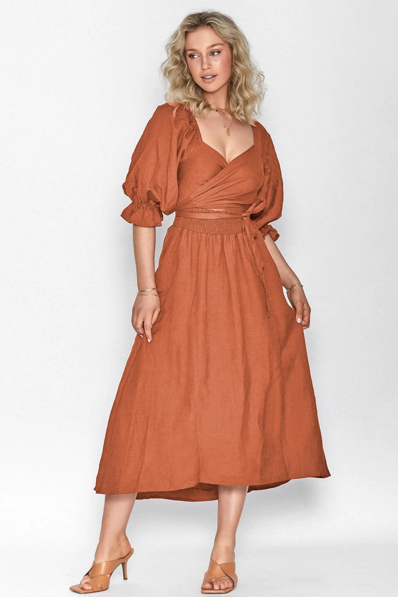 Fashion Solid Color French Dress Elegant Square Collar Trumpet Sleeve A- Line Skirt Strap Front And Back Wear Mid-length Skirt display picture 7