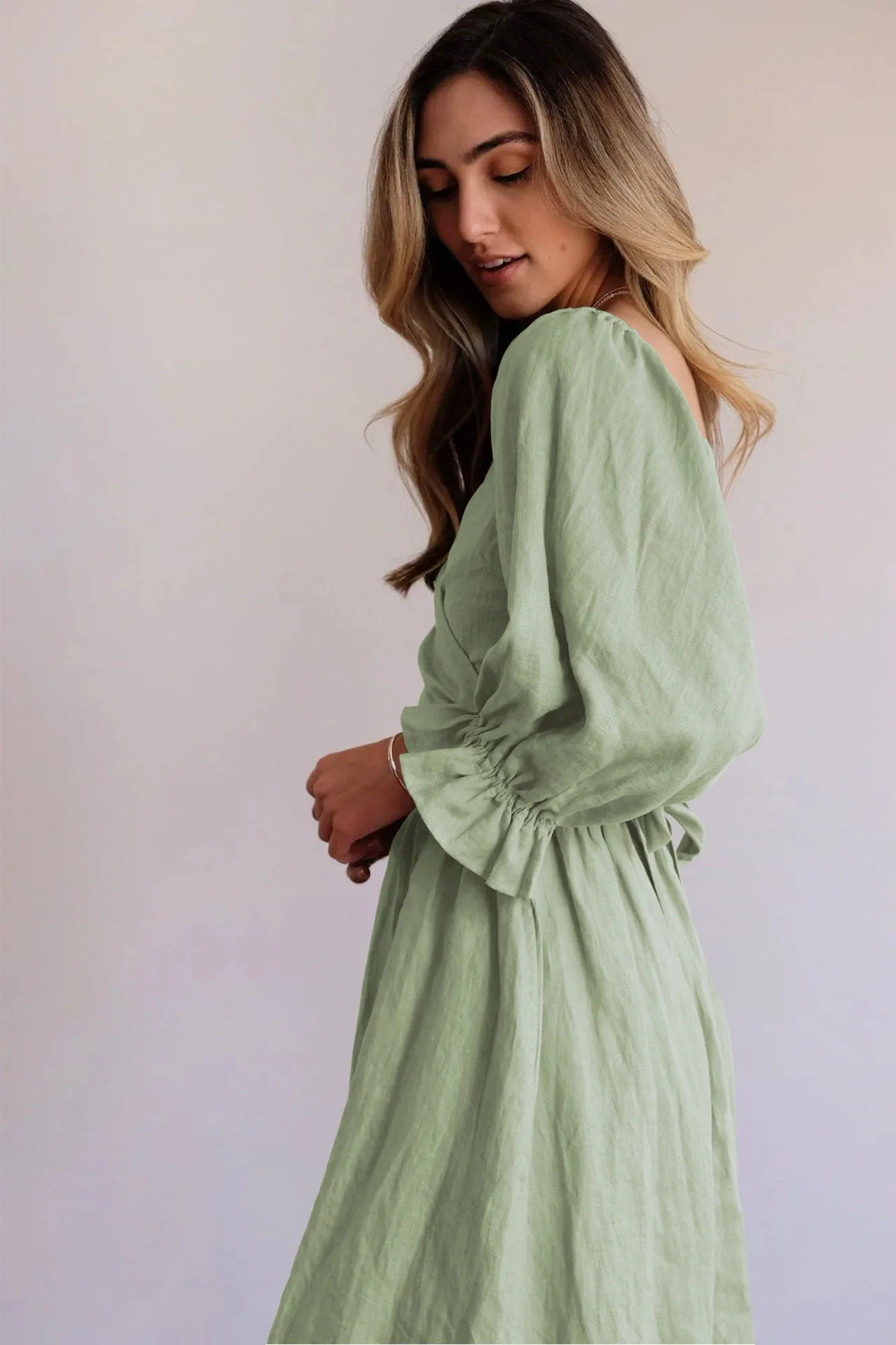 Fashion Solid Color French Dress Elegant Square Collar Trumpet Sleeve A- Line Skirt Strap Front And Back Wear Mid-length Skirt display picture 9