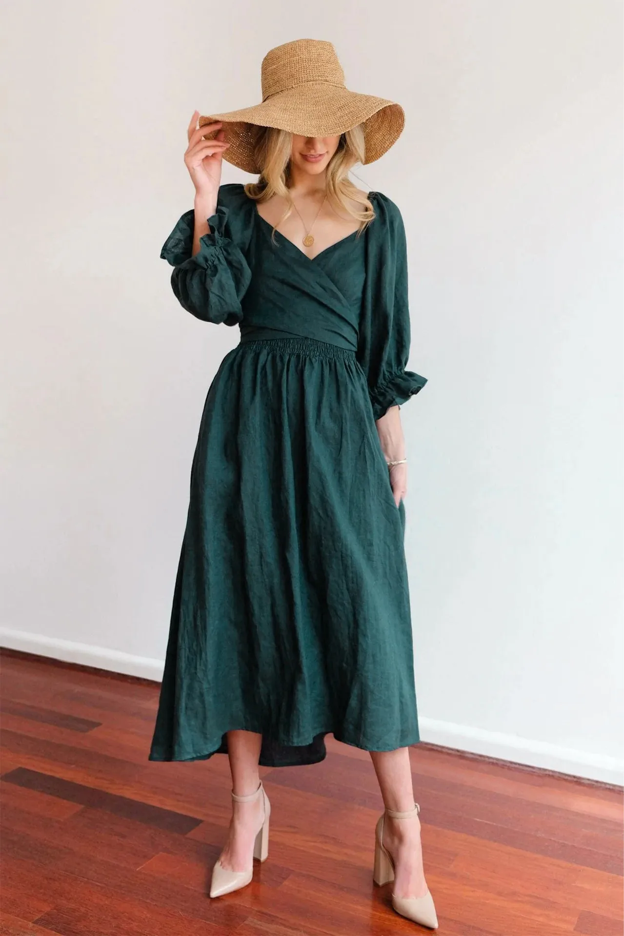 Fashion Solid Color French Dress Elegant Square Collar Trumpet Sleeve A- Line Skirt Strap Front And Back Wear Mid-length Skirt display picture 10