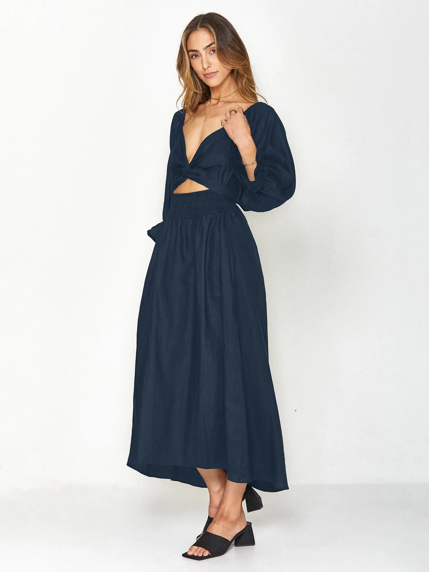 Fashion Solid Color French Dress Elegant Square Collar Trumpet Sleeve A- Line Skirt Strap Front And Back Wear Mid-length Skirt display picture 23