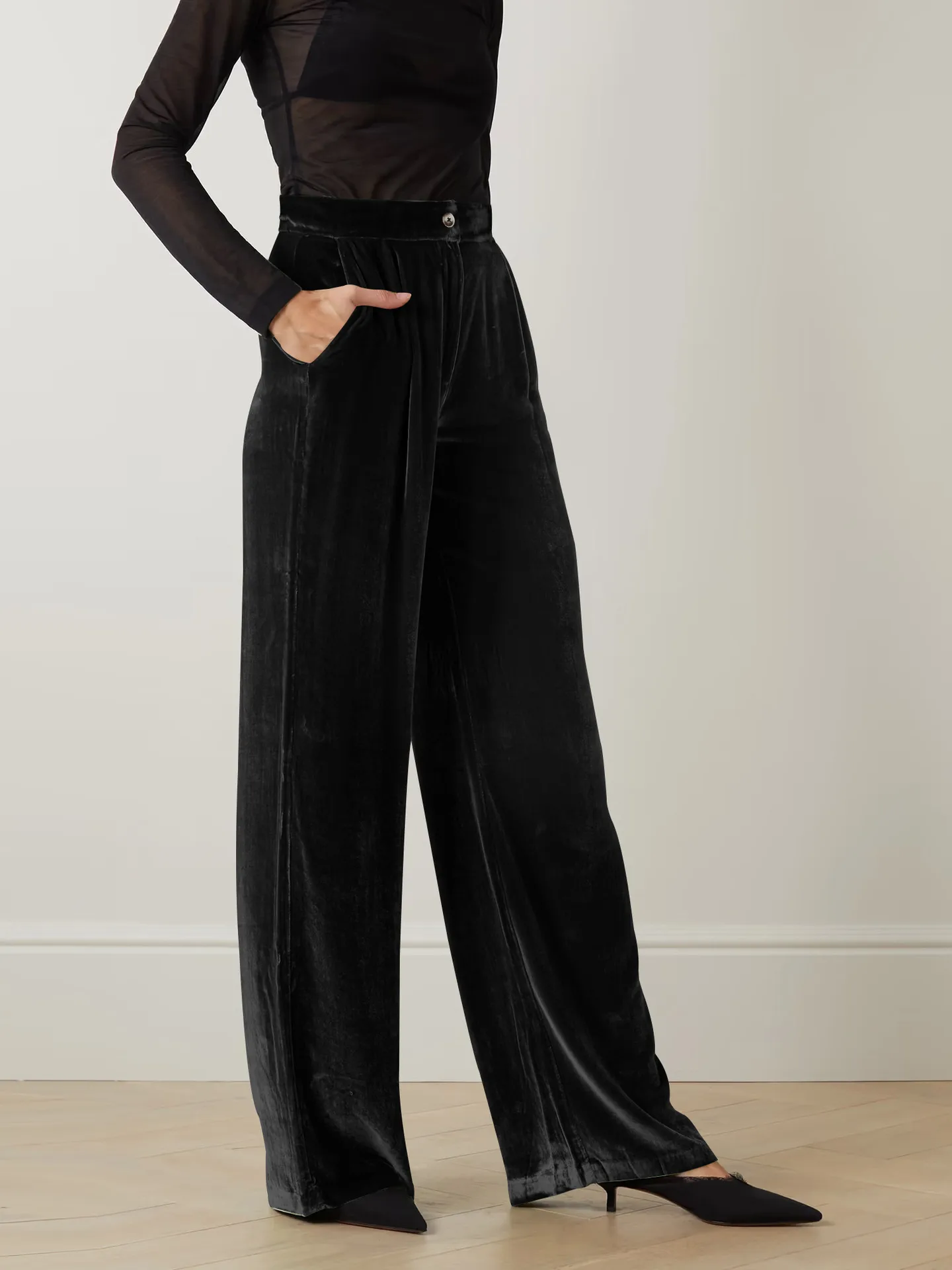 Fashion Women's New All-match Slim-fit Straight Trousers High-end Windproof And Dummy Casual Pants Winter display picture 12