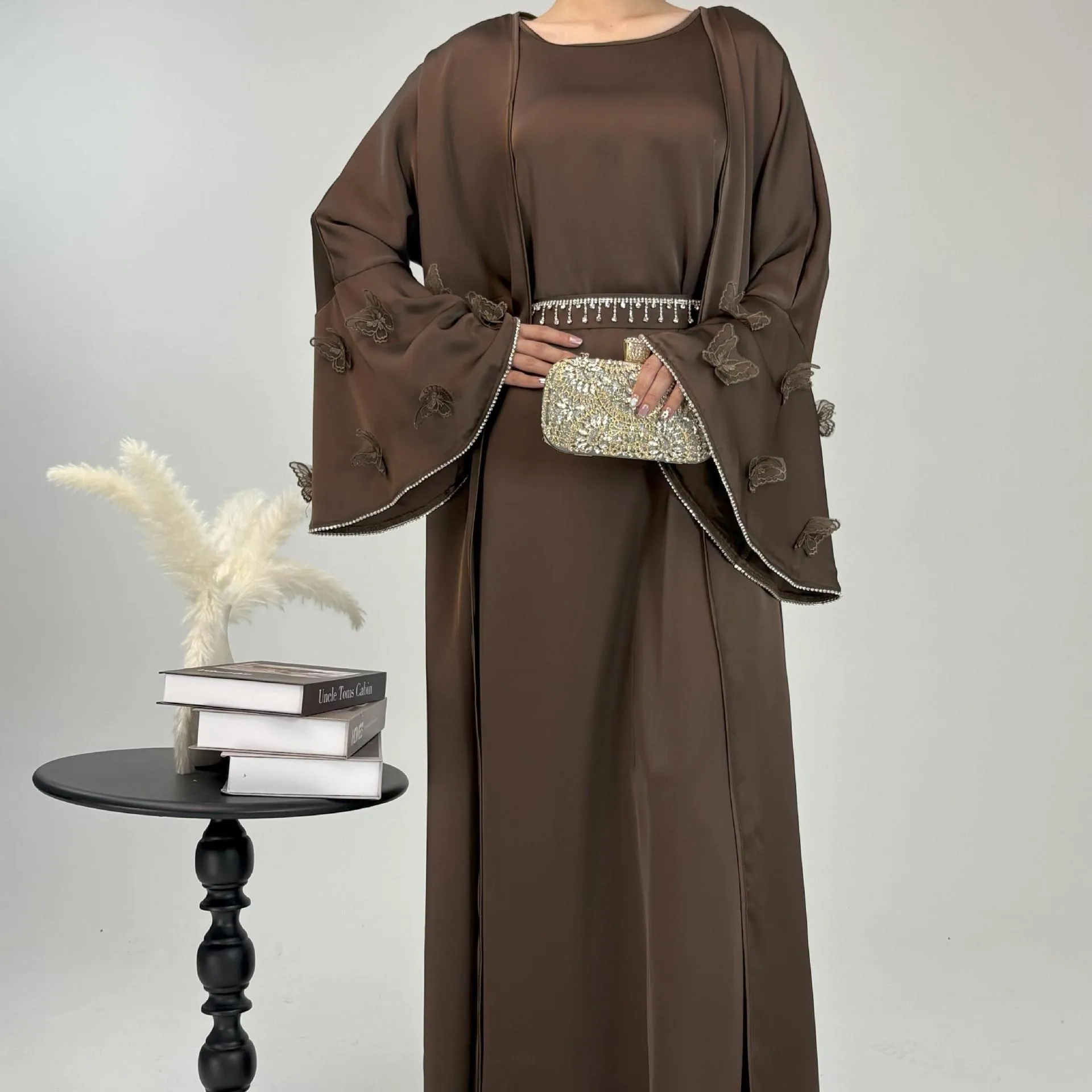 Summer Robe Hand-embroidered Butterfly Elegant Suit Loose Muslim Long Dress Elegant Simple Women's Dress display picture 9
