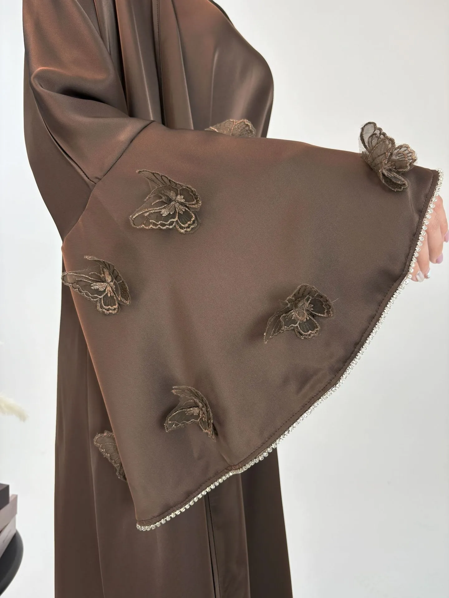 Summer Robe Hand-embroidered Butterfly Elegant Suit Loose Muslim Long Dress Elegant Simple Women's Dress display picture 12