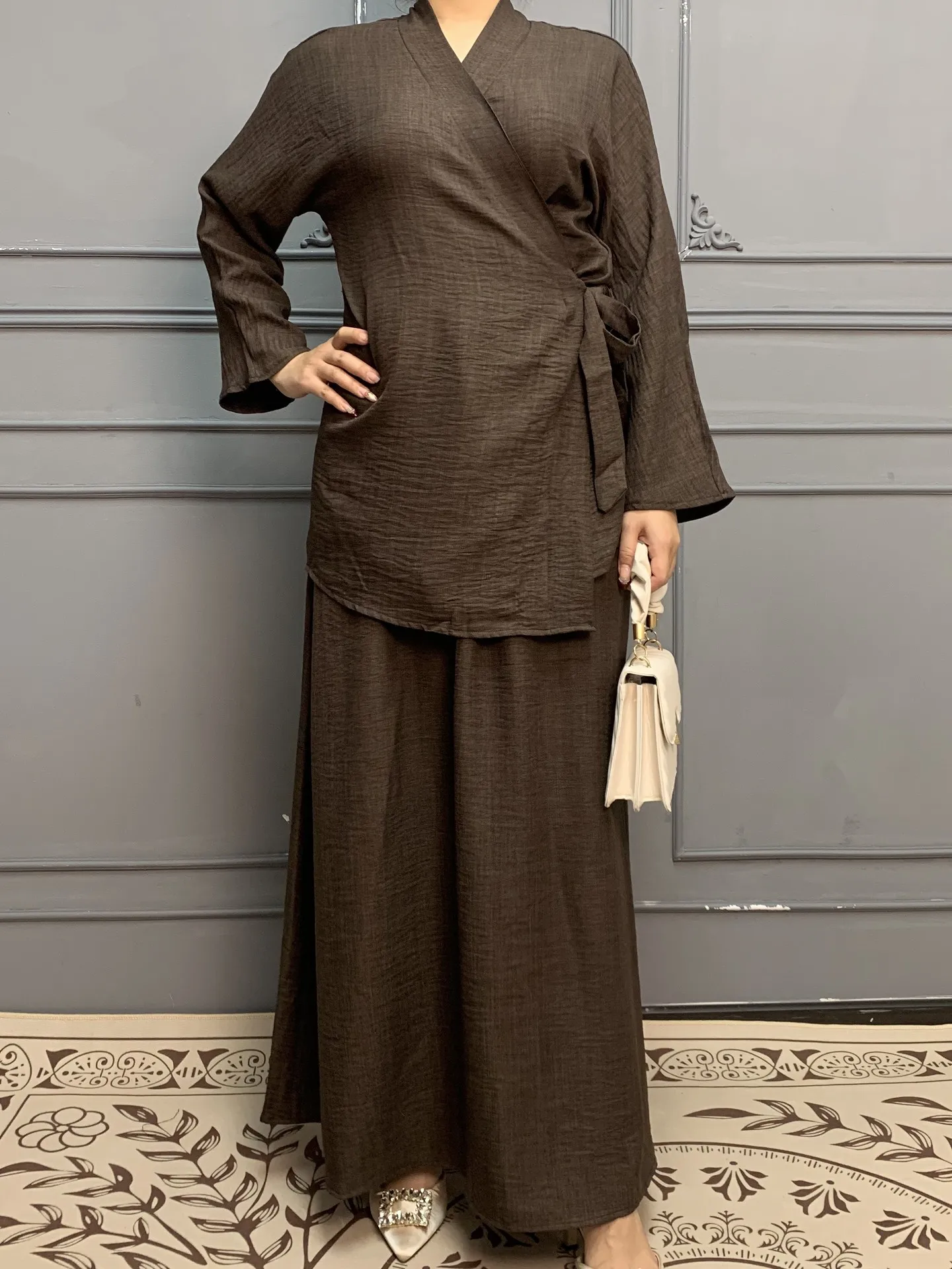 Middle East  Solid Color Lace-Up Top Skirt Suit Dubai Loose Casual Suit Women's Dress display picture 10