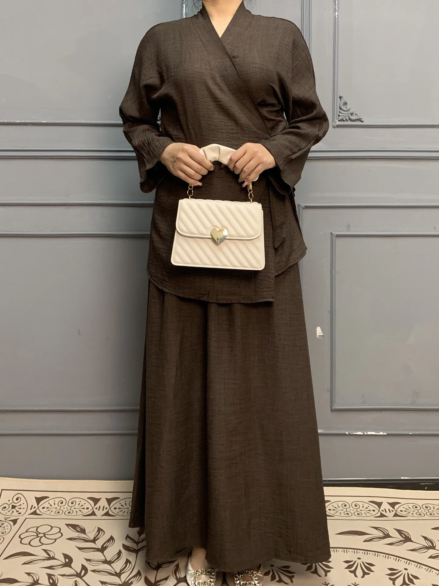 Middle East  Solid Color Lace-Up Top Skirt Suit Dubai Loose Casual Suit Women's Dress display picture 11
