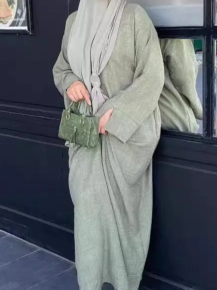 Round Neck Casual Malay Dress With Cuff Slit Long Dress Solid Color Casual Loose Plus Size Elegant Robe display picture 4