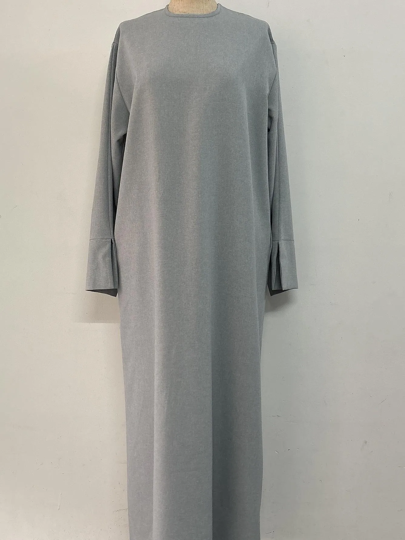 Round Neck Casual Malay Dress With Cuff Slit Long Dress Solid Color Casual Loose Plus Size Elegant Robe display picture 9